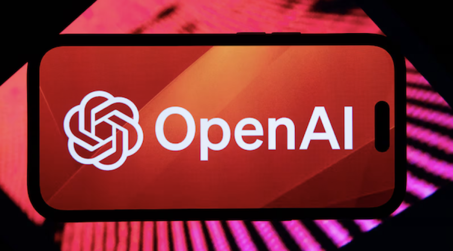 CMO Steps Down at AI Client